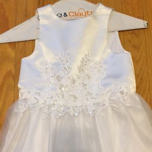 Flower Girl Dress. Offers Welcome